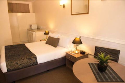 Garden City Motor Inn Mt Gravatt - Sunshine Coast Guide 0