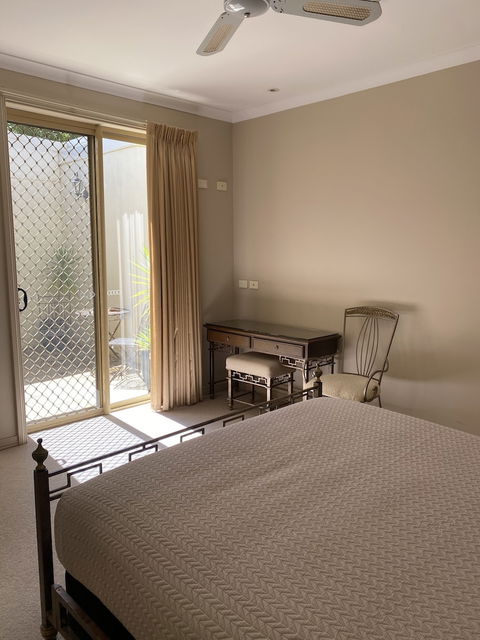 Acacia Terraces - Sunshine Coast Guide 4