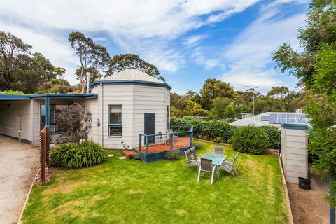 Aireys Inlet Getaway Resort - Sunshine Coast Guide 6