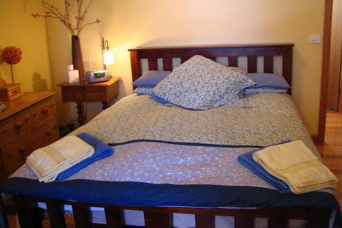 Roseneath Villa B & B - Sunshine Coast Guide 4