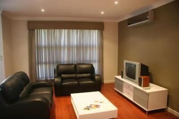Ethelton Serviced Apartments - Sunshine Coast Guide 2