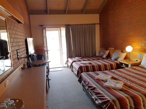 All Rivers Motor Inn - Sunshine Coast Guide 5