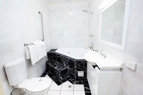 Motto Farm Motel - Sunshine Coast Guide 4
