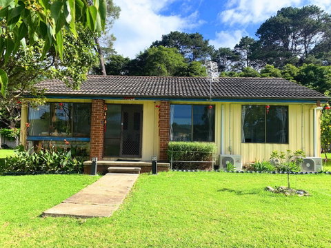 Eden Nimo Motel - Sunshine Coast Guide 1