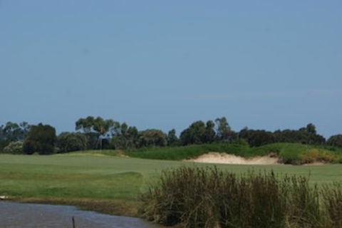 Aussie Golf Ranch - Sunshine Coast Guide 3