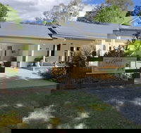G.g's By The River - Sunshine Coast Guide