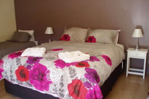 Best Choice B & B & Accommodation Mansfield - Sunshine Coast Guide 2