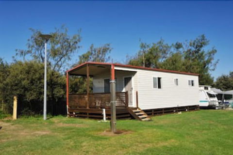 NRMA Stockton Beach Holiday Park - Sunshine Coast Guide 3