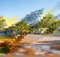 AAOK Lakes Resort  Caravan Park - Sunshine Coast Guide