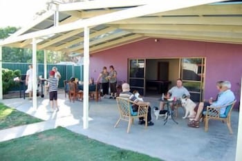 Aarinda Holiday Apartments - Sunshine Coast Guide 5