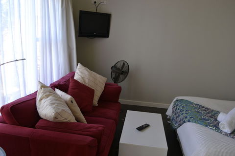 Ruby's Queenscliff - Sunshine Coast Guide 0
