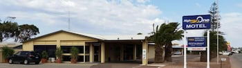 Highway One Motel Port Augusta - Sunshine Coast Guide 0