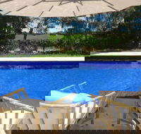 Amande Bed and Breakfast - Sunshine Coast Guide