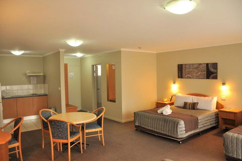 Central Coast Chittaway Motel - Sunshine Coast Guide 2