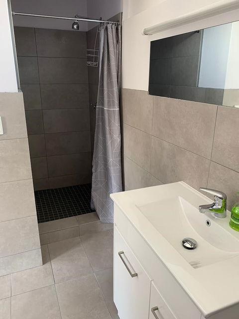 Mt Beauty Motor Inn - Sunshine Coast Guide 5