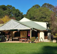 Canterbury Cottage Northcliffe - Sunshine Coast Guide
