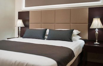 Renmark Holiday Apartments - Sunshine Coast Guide 4