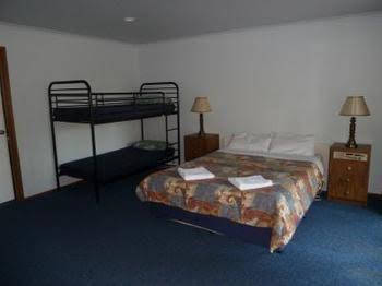 Koala Park Resort - Sunshine Coast Guide 1