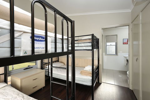 NRMA Sydney Lakeside Holiday Park - Sunshine Coast Guide 4