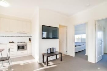 Werribee Short Stay Villas & Accommodation - Sunshine Coast Guide 3