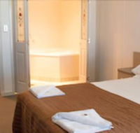 The Edge Hotel - Sunshine Coast Guide