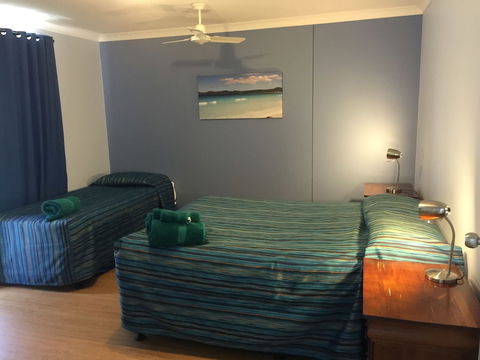 Driftwood Apartments - Sunshine Coast Guide 0
