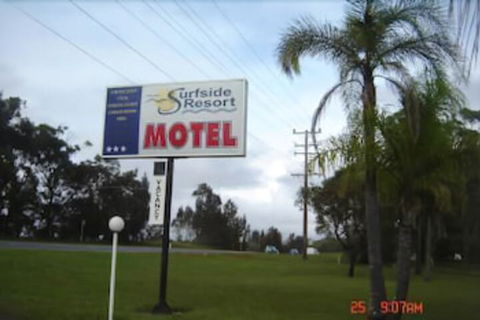 Surfside Resort Motel - Sunshine Coast Guide 0