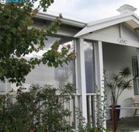 Three Chimneys Bed  Breakfast Boutique Guest House - Sunshine Coast Guide
