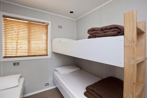 NRMA Ocean Beach Holiday Resort - Sunshine Coast Guide 4