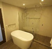 Mayfair Serviced Apartments - Sunshine Coast Guide