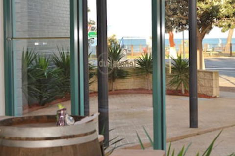 St Leonards Hotel - Sunshine Coast Guide 2