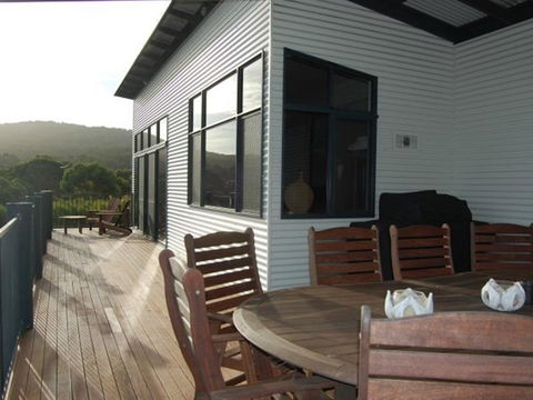 Ocean Beach House - Sunshine Coast Guide 5