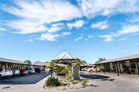 Athena Studio Units - Sunshine Coast Guide 7