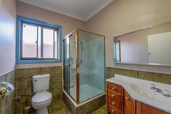 CBD Accommodation Tamworth - Sunshine Coast Guide 4