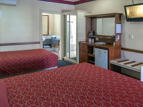 Dalby Homestead Motel - Sunshine Coast Guide 5