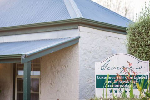 Georgies Cottage - Sunshine Coast Guide 1