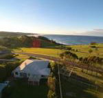 12 Bluewater Drive - Sunshine Coast Guide