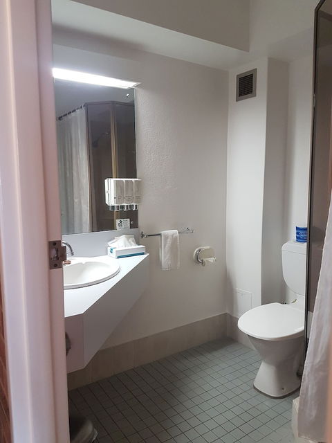 All Seasons Motel Armidale - Sunshine Coast Guide 5