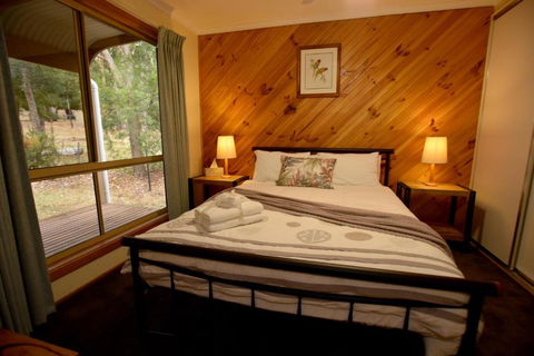 Ellimata Holiday Cottage - Sunshine Coast Guide 5