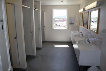 Arthouse Hostel - Sunshine Coast Guide 2