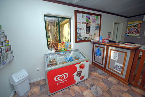Riverbend Caravan Park Renmark - Sunshine Coast Guide 5