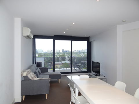 Amazing Accommodations South Yarra - Sunshine Coast Guide 3