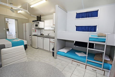 BIG4 Tasman Holiday Parks - Rowes Bay - Sunshine Coast Guide 3