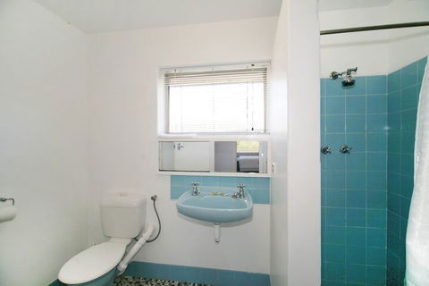Acacia Holiday Or Business Stay Accommodation - Sunshine Coast Guide 4