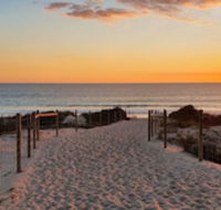 Acacia Holiday or Business Stay Accommodation - Sunshine Coast Guide