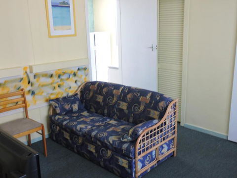 Pacific Motor Inn - Sunshine Coast Guide 6
