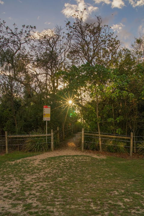 San Marino By The Sea Apartments - Sunshine Coast Guide 0