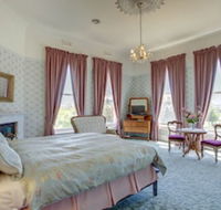 Highton Manor - Sunshine Coast Guide