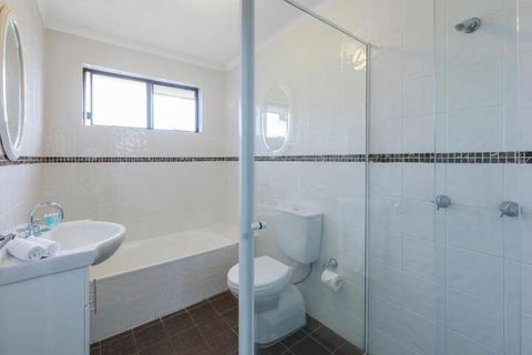 Waldorf North Parramatta Residential Apartments - Sunshine Coast Guide 0
