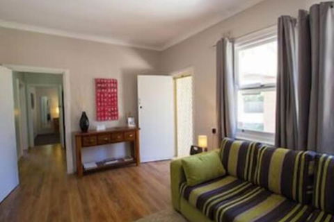 Wilkadene Cottage - Sunshine Coast Guide 1